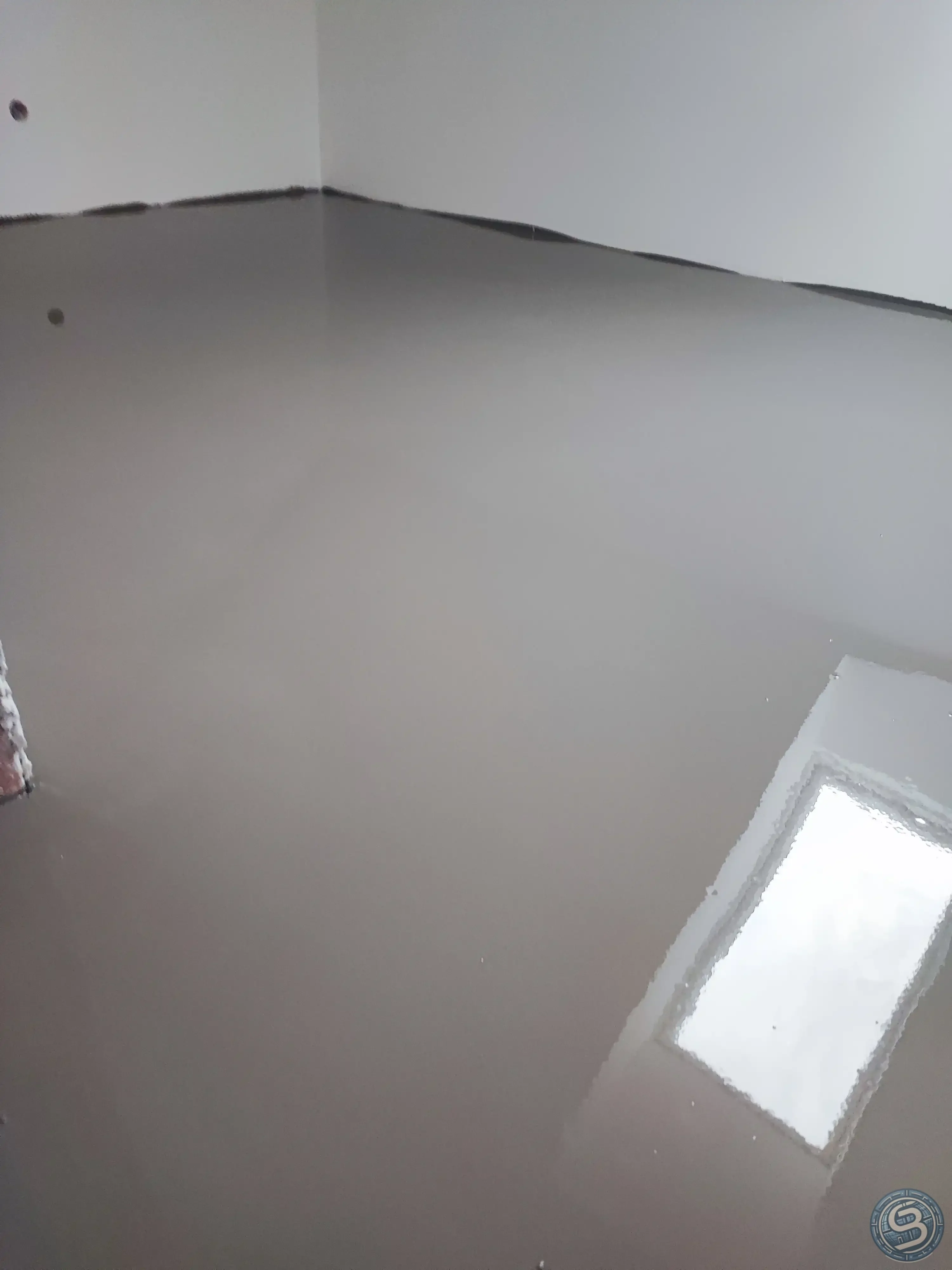 Wylewka pod wykładzinę LVT